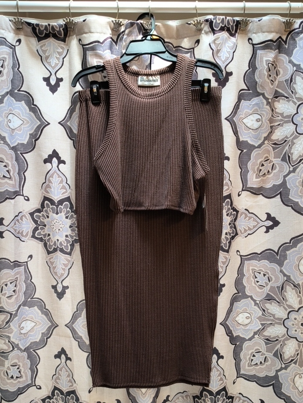 NWT No Boundaries Brown Ribbed Midi Skirt Set